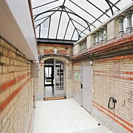 Cocon Avec Terrasse A Montmartre * باريس